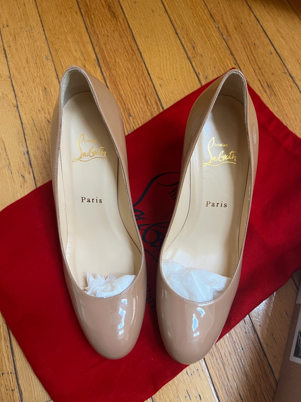 Christian Louboutin Kate 70 Beige Patent Leather Classic Pumps